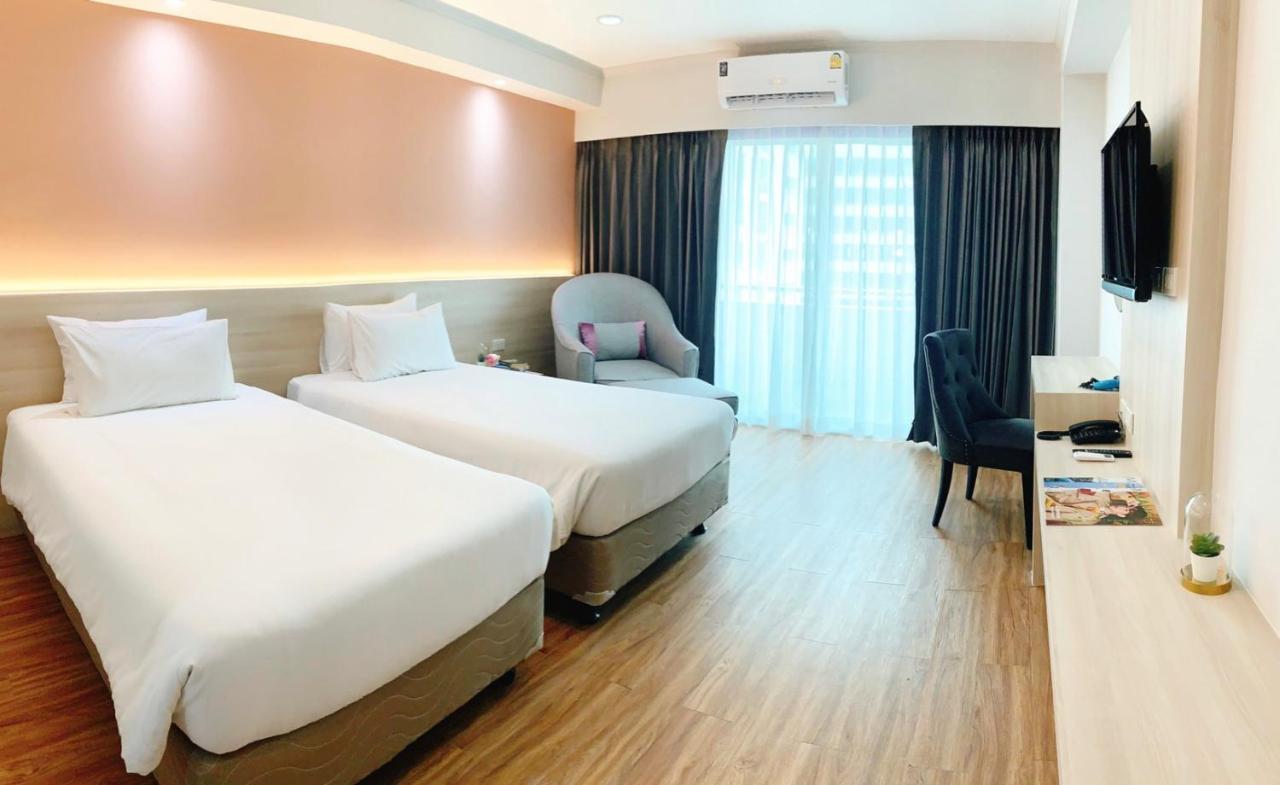 Miloft Sathorn Hotel - Sha Plus Certified Bangkok Exterior foto