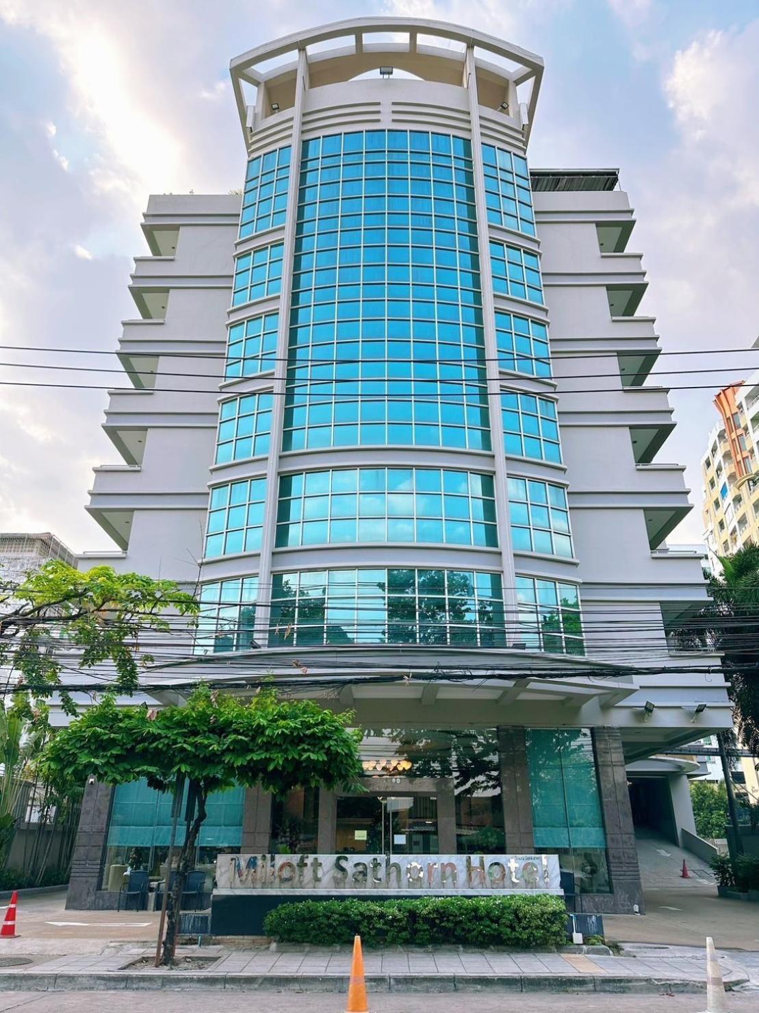Miloft Sathorn Hotel - Sha Plus Certified Bangkok Exterior foto The building of the Embassy of the Philippines in Bangkok